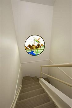 Montville Attic - Coogee Beach Accommodation 7