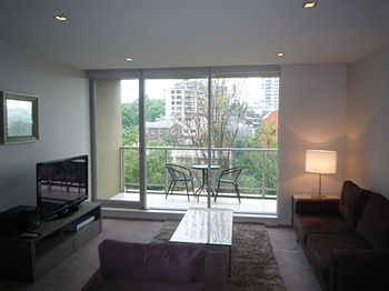 Wyndel Apartments - Harbour Watch - Coogee Beach Accommodation 2