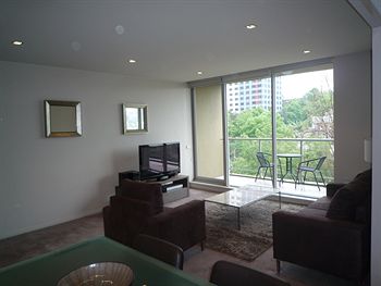 Wyndel Apartments - Harbour Watch - Coogee Beach Accommodation 9