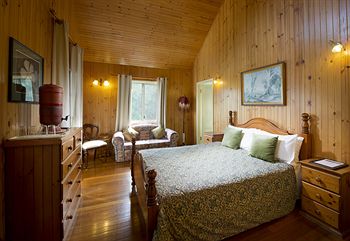 Glass House Mountains Ecolodge - Coogee Beach Accommodation 19