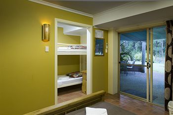 Glass House Mountains Ecolodge - Coogee Beach Accommodation 20