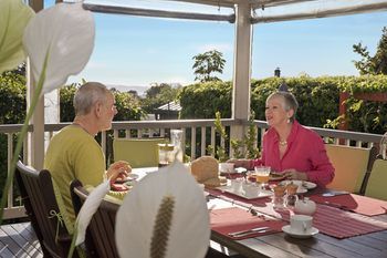 Eden Lodge - Coogee Beach Accommodation 10