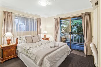 Eden Lodge - Coogee Beach Accommodation 12