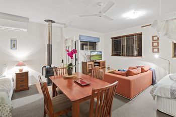 Eden Lodge - Coogee Beach Accommodation 15