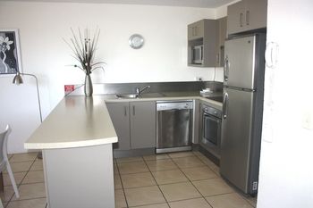Mylos Apartments - Coogee Beach Accommodation 1