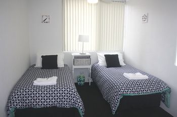 Mylos Apartments - Coogee Beach Accommodation 4