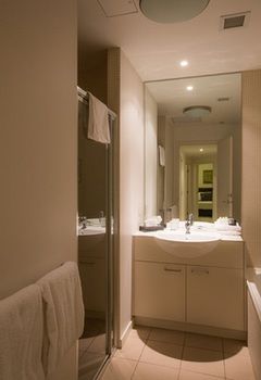 Accent Accommodation At Docklands Melbourne - Coogee Beach Accommodation 8