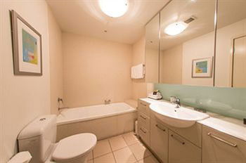 Accent Accommodation At Docklands Melbourne - Coogee Beach Accommodation 18