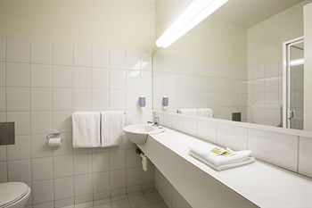 Matthew Flinders Hotel - Coogee Beach Accommodation 6