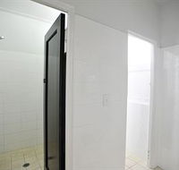 The Lakes Hotel - Coogee Beach Accommodation