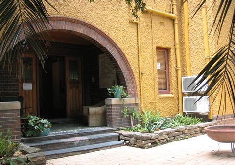 Sinclairs Of Burwood Bed And Breakfast - Coogee Beach Accommodation 3