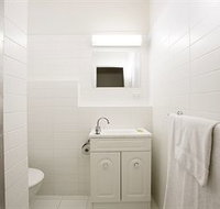 Meadow Inn Hotel-Motel - Coogee Beach Accommodation