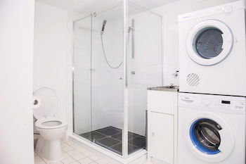 Sandcastles Mooloolaba - Coogee Beach Accommodation 3