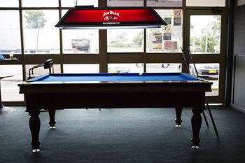Brown Jug Inn Hotel - Coogee Beach Accommodation 2