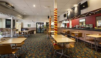 Brown Jug Inn Hotel - Coogee Beach Accommodation 12