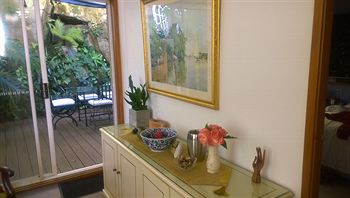 Linley House Bed & Breakfast - Coogee Beach Accommodation 6