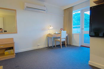 Park Squire Motor Inn And Serviced Apartments - Coogee Beach Accommodation 30