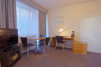 Park Squire Motor Inn And Serviced Apartments - Coogee Beach Accommodation 45