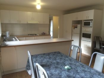 Australian Home Away Ringwood @ Bardia - Coogee Beach Accommodation 14