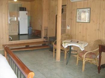 Belle's At Montville - Coogee Beach Accommodation 6