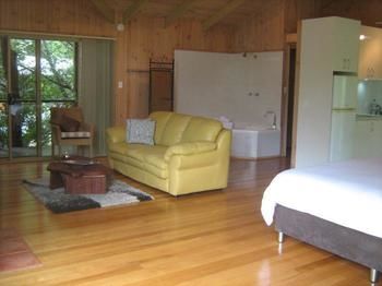 Belle's At Montville - Coogee Beach Accommodation 8