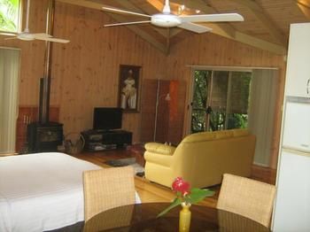 Belle's At Montville - Coogee Beach Accommodation 9