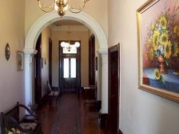 Lochinvar House B&B - Coogee Beach Accommodation 1