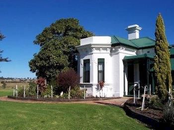 Lochinvar House B&B - Coogee Beach Accommodation 7