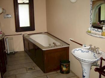 Lochinvar House B&B - Coogee Beach Accommodation 14