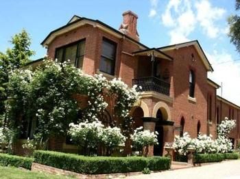 Bishop's Court Estate, Boutique Hotel - Coogee Beach Accommodation 1