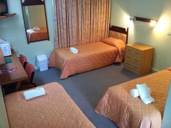 Bushmans Retreat Motor Inn - Coogee Beach Accommodation 6