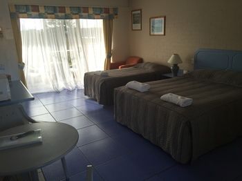 Ulladulla Harbour Motel - Coogee Beach Accommodation 50
