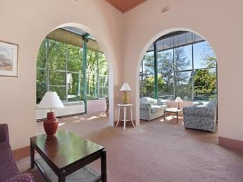 The Victoria & Albert Guesthouse - Coogee Beach Accommodation 10