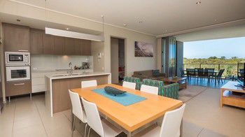White Shells Luxury Apartments - Coogee Beach Accommodation 65