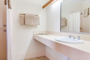 Forresters Beach Resort - Coogee Beach Accommodation 0