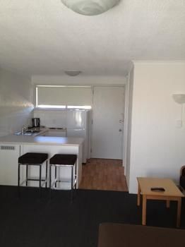 Bathurst Apartments - Coogee Beach Accommodation 1