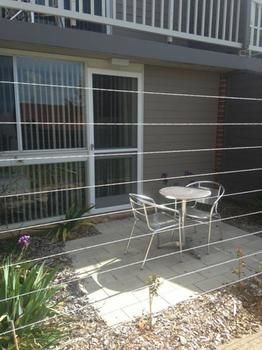 Bathurst Apartments - Coogee Beach Accommodation 3