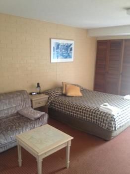 Bathurst Apartments - Coogee Beach Accommodation 6