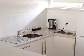 Bathurst Apartments - Coogee Beach Accommodation 15