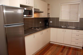 Yabbaloumba Retreat - Coogee Beach Accommodation 8
