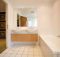 Skippers Cove Waterfront Resort - Coogee Beach Accommodation