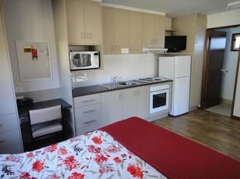 Gundagai Cabins & Tourist Park - Coogee Beach Accommodation 2