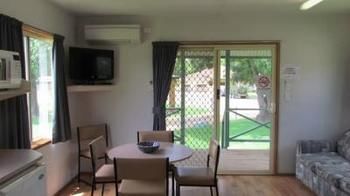 Gundagai Cabins & Tourist Park - Coogee Beach Accommodation 8