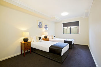 Astina Serviced Apartments - Central - Coogee Beach Accommodation 4
