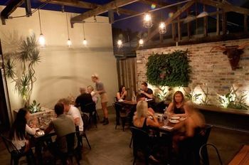 Burwood Inn Merewether - Coogee Beach Accommodation 7