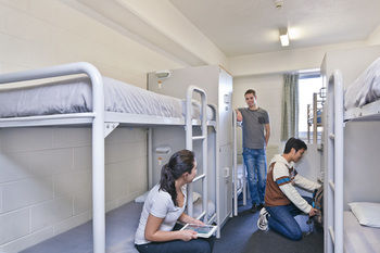 Melbourne Metro YHA - Hostel - Coogee Beach Accommodation 6