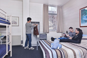 Melbourne Metro YHA - Hostel - Coogee Beach Accommodation 13