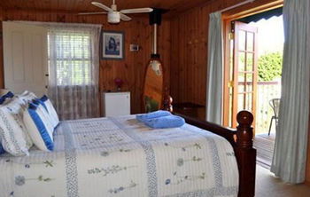 Peppertree Cottage - Coogee Beach Accommodation 5