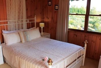 Peppertree Cottage - Coogee Beach Accommodation 15
