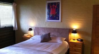 Hunter Country Lodge - Coogee Beach Accommodation 11